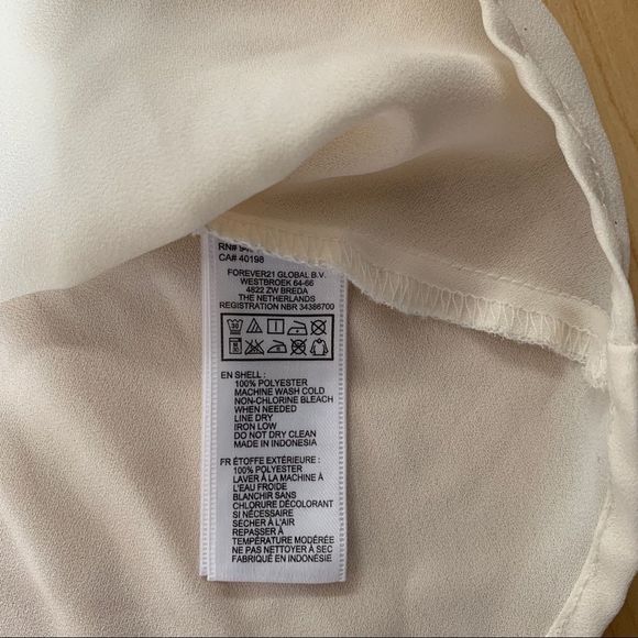 White & Black Forever 21 Blouse Size Small - Picture 7 of 10